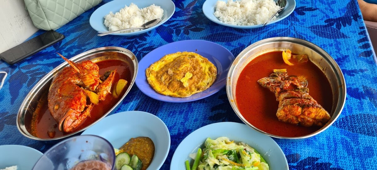 Hidangan makanan laut dekat kedai ni tak mengecewakan tau