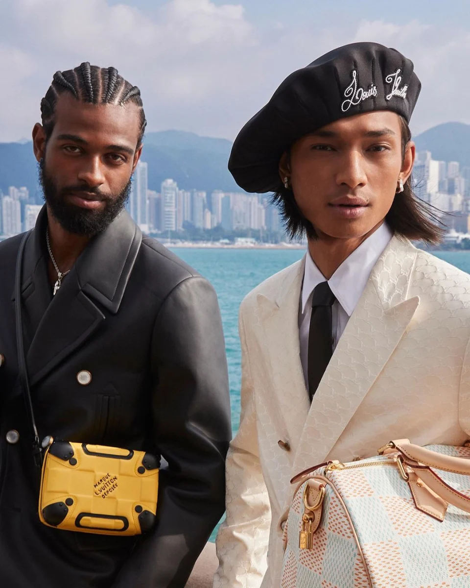 Ridzman Zidaine (kanan) mempunyai nama yang sungguh unik kan?