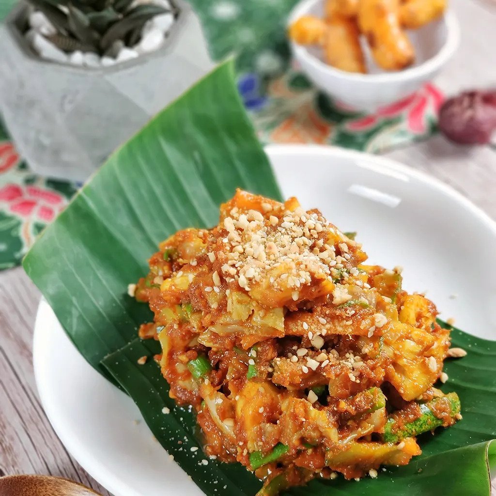 Acar Nyonya, kombinasi buah-buahan dan rempah ratus yang menggoda selera,