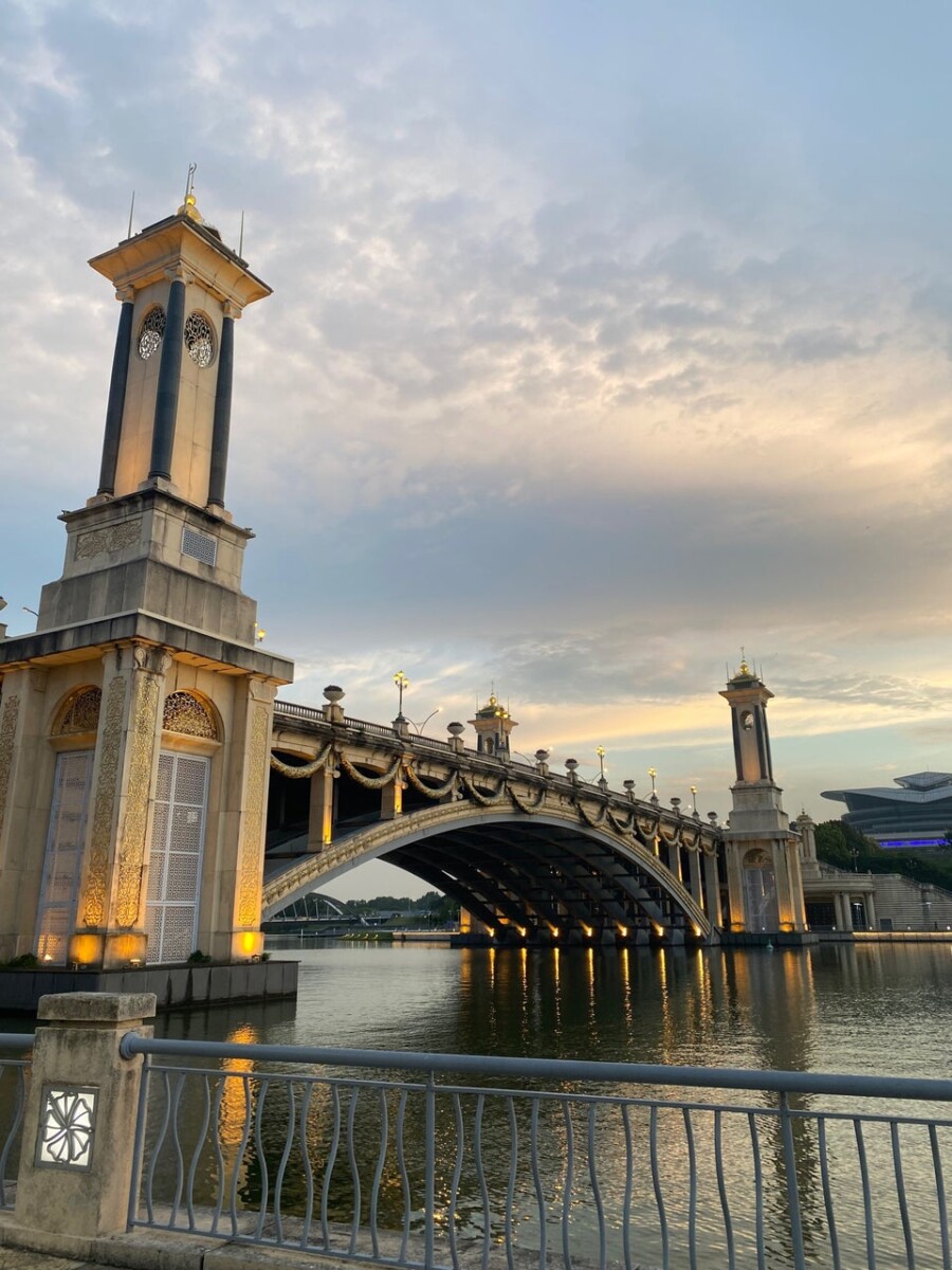 Senibina yang cantik