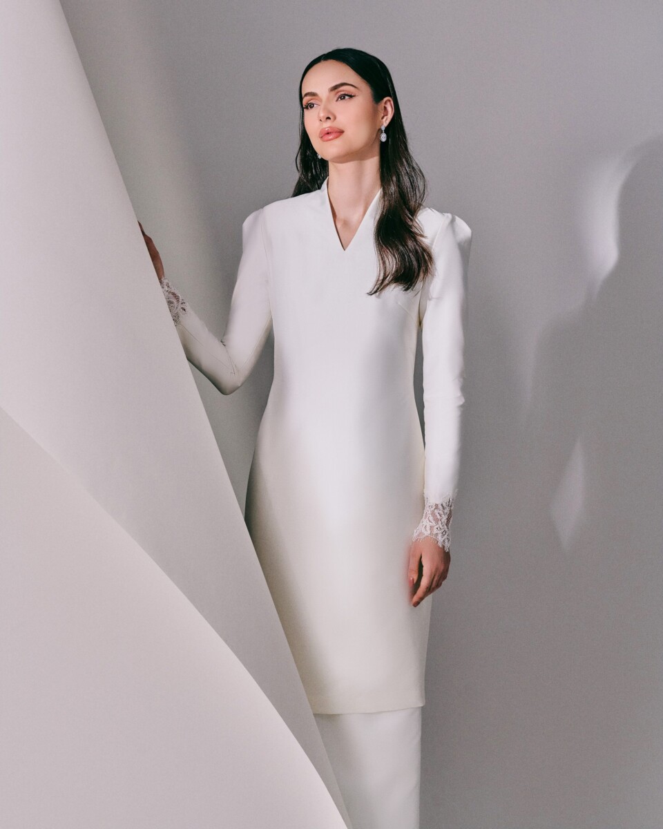 Rekaan pakaian Firdaus mempunyai kehalusan yang tiada bandingan