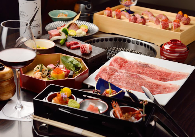 Mereka menyediakan wagyu hitam yang halal untuk dicuba