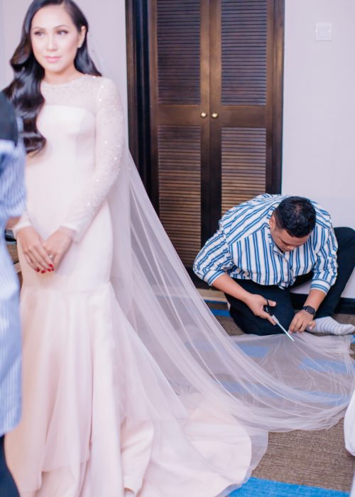 Pelajar graduan kelulusan Seni Reka Fesyen dapat menunjukkan kreativitinya dalam busana pakaian