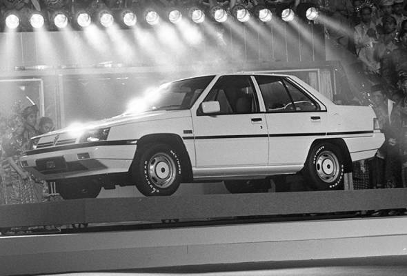 Pelancaran Proton Saga pada 8 Julai 1985
