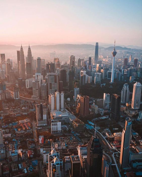 Kita pun bangga melihat bandar KL kan? Cuba bayangkan perasaan pelancong pula