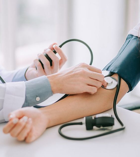 Ada masalah tekanan darah? Minum air ini salah satu cara