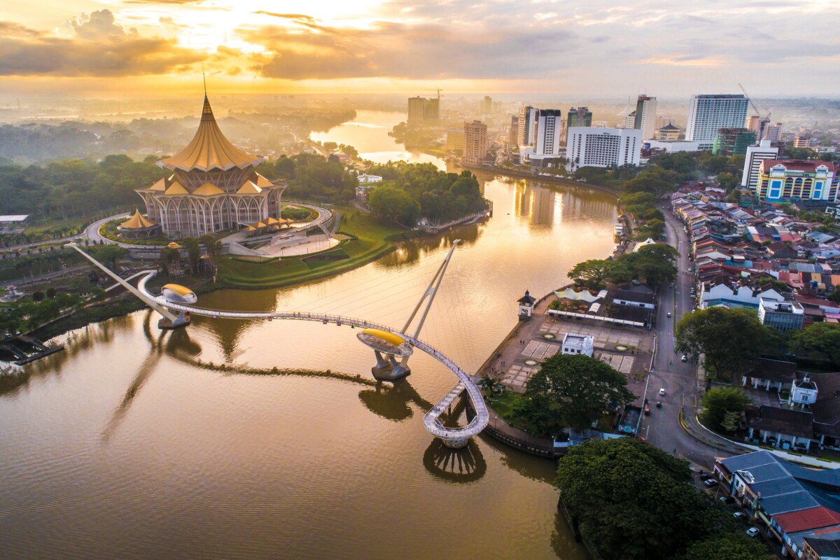 Banyak tau tempat menarik di Negeri Sarawak ni, jom tengok!