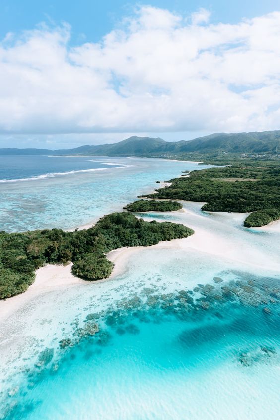 Tak ke rasa nak lari ke sini kan?