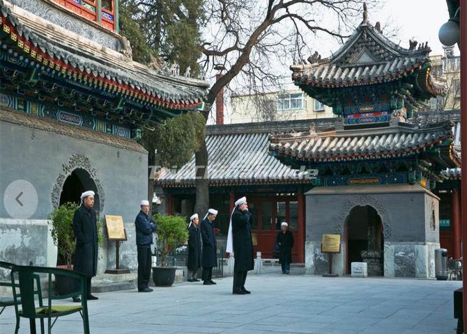 Mengekalkan seni bina tradisional Cina menghasilkan sebuah masjid sangat unik