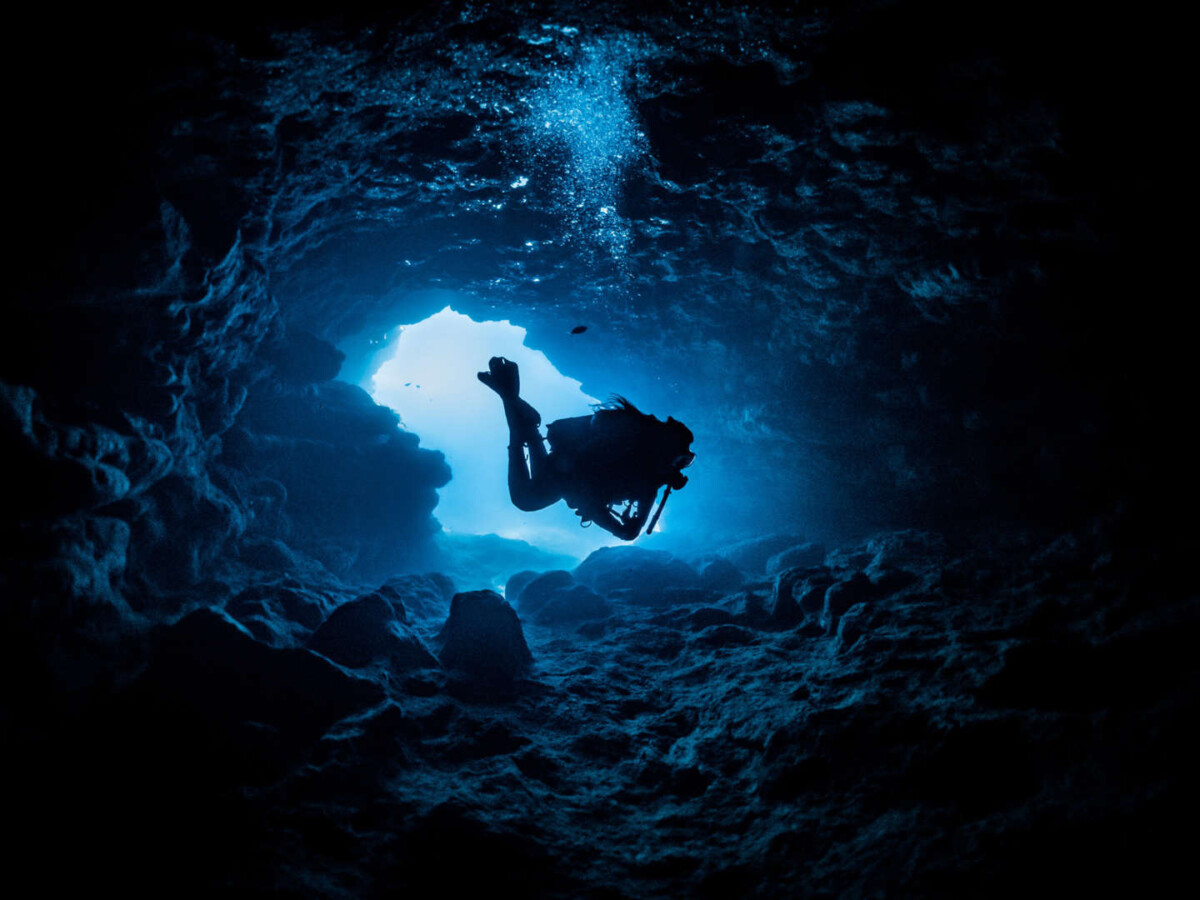 Kemajuan teknologi membantu kita untuk mengambil lebih banyak gambar Mariana Trench