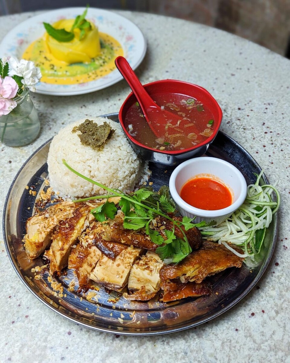 Nasi Ayam Hainan yang dihasilkan di restoran ini
