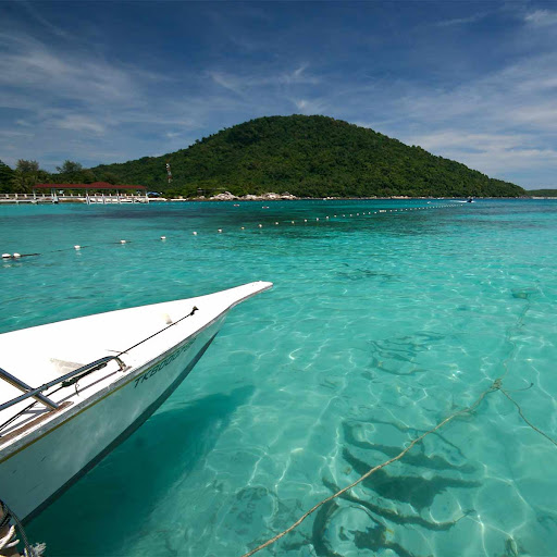 Ada banyak sangat pulau yang best boleh di-explore, antaranya Pulau Perhentian
