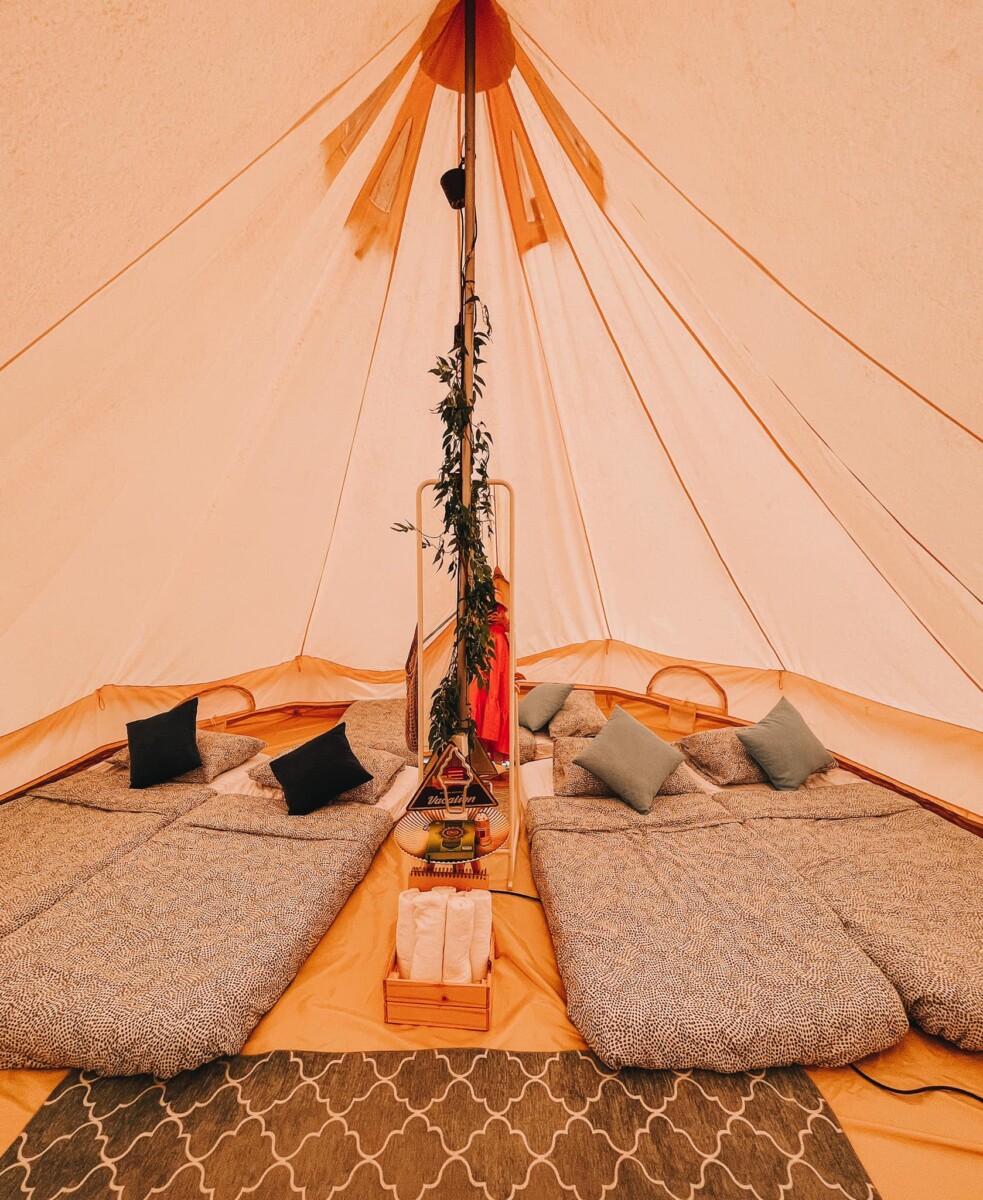 Rupa dalam khemah pun dah selesa kan?