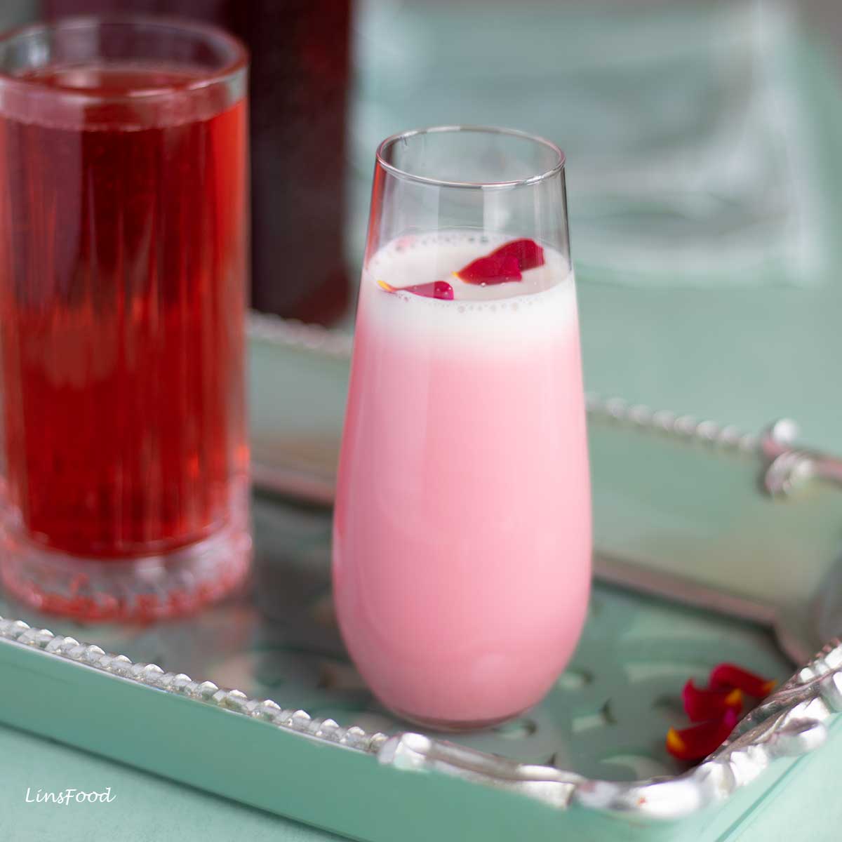 Antara minuman paling banyak campuran seperti cincau, boba dan banyak lagi boleh dihasilkan