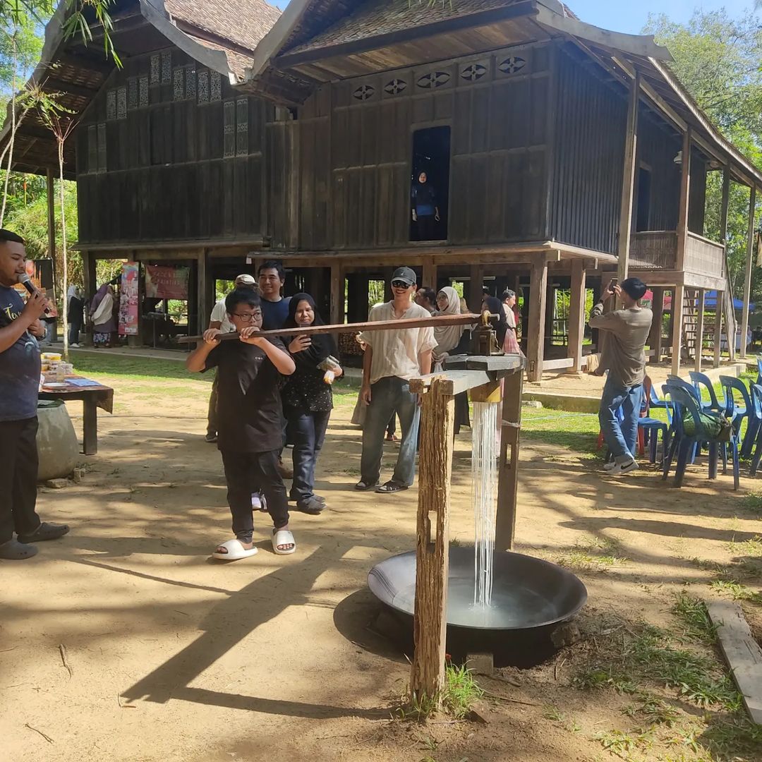 Nak makan? Boleh belajar cara pembuatan lama