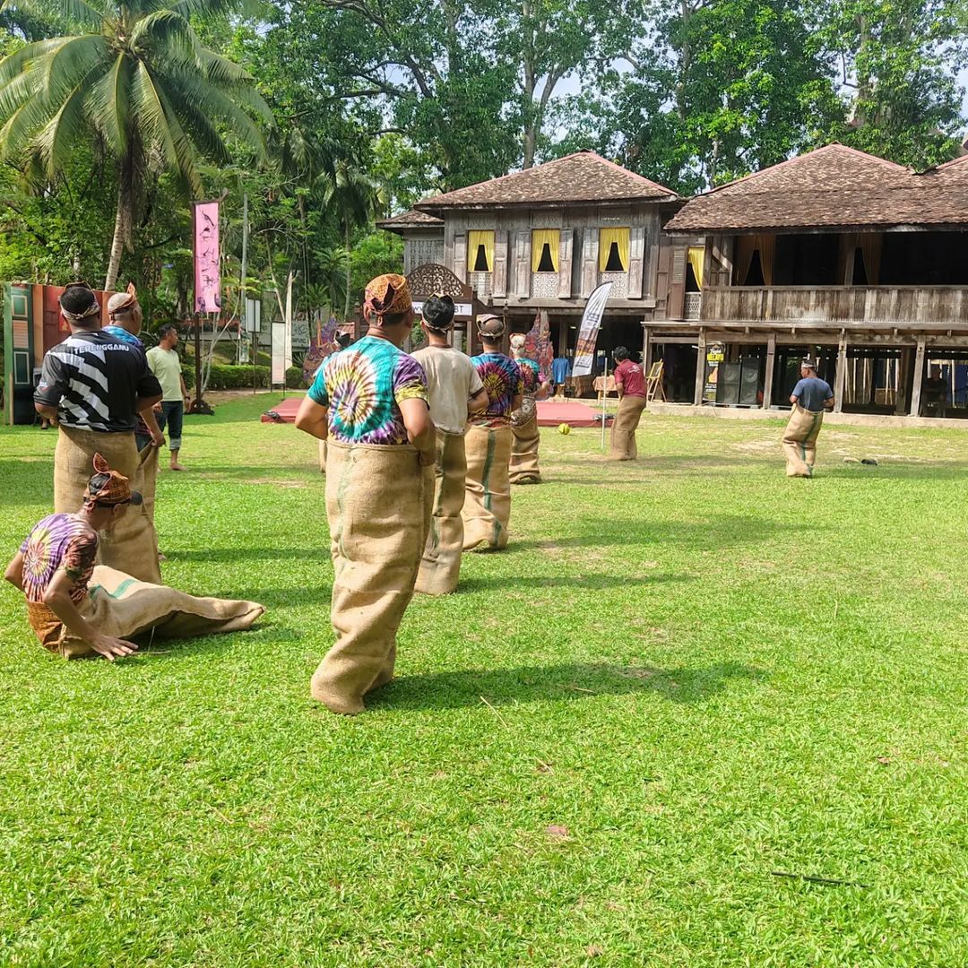 Kanak-kanak boleh cuba pelbagai mainan tradisional