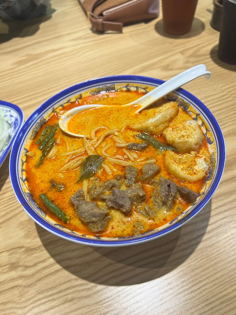 Di Mee Tarik Faizal Kong, siap ada mee kari tau