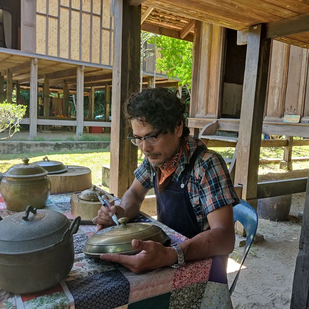 Alatan muzik seperti gamelan pun disediakan