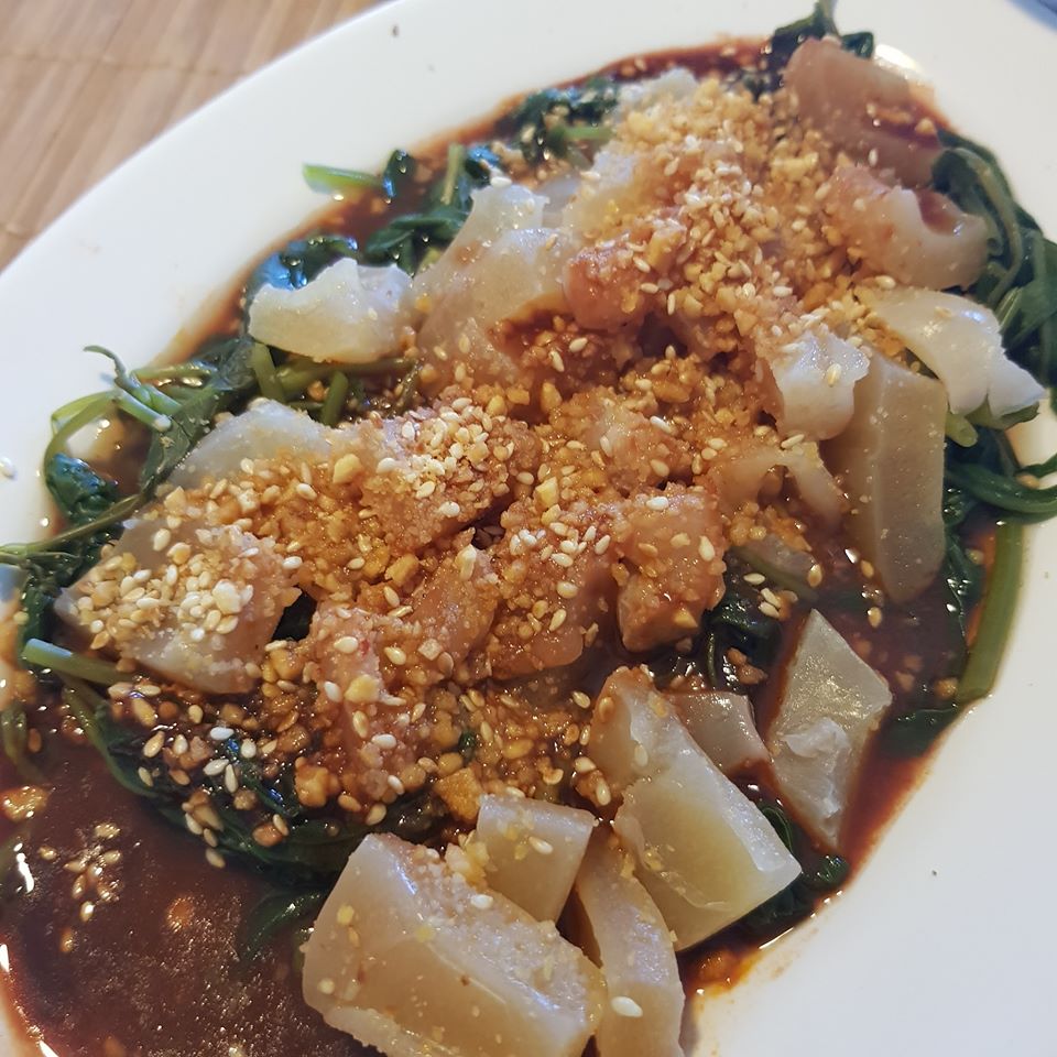 Sotong dan Sayur Kangkung itu sahaja sudah cukup untuk hasilkan rasa sedap
