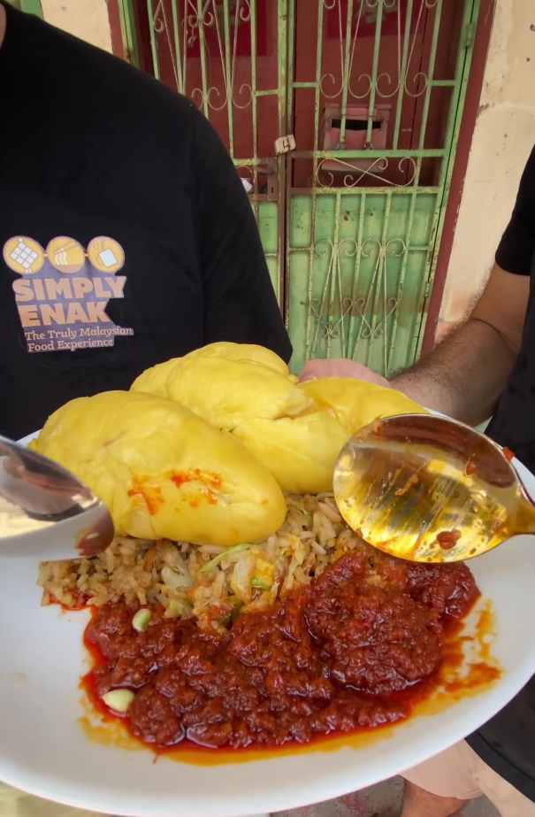 Nampak menyelerakan juga kan?