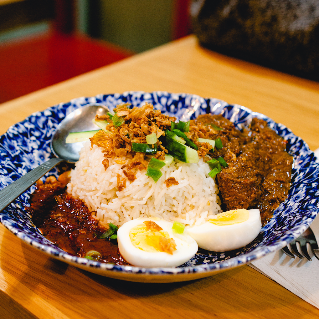 Nasi Lemak Rendang Daging yang disukai ramai