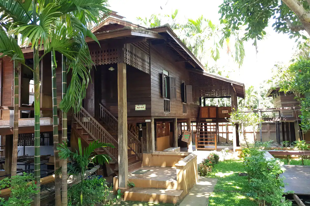 Teringin nak nikmati rumah kampung Thai?