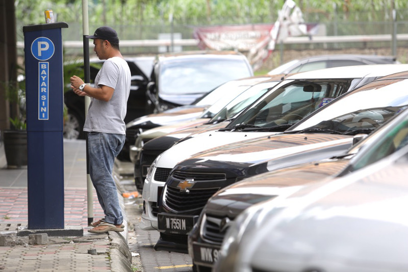 Jangan parkir kereta sembarangan, lihat kawasan tersebut