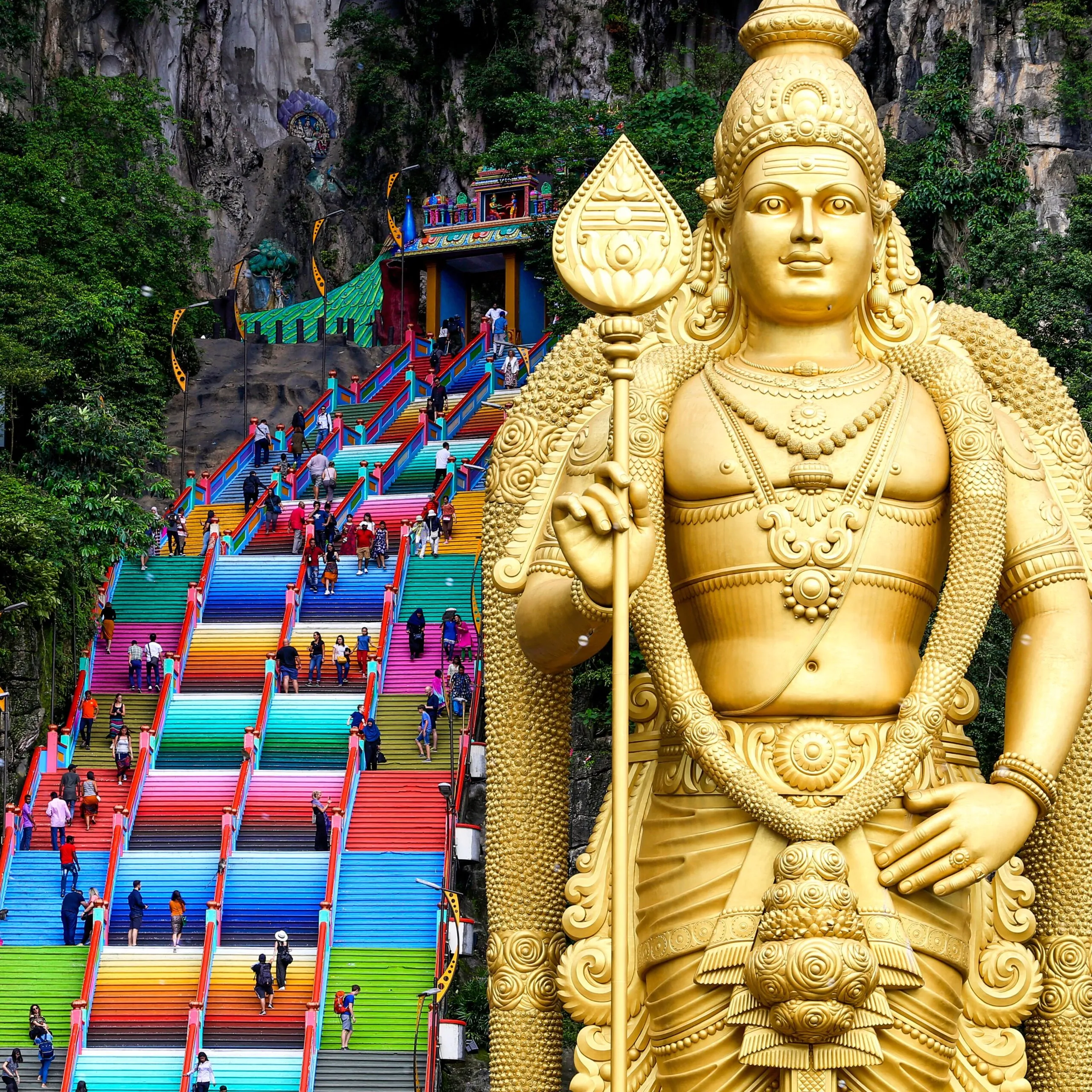 Kalau bosan di hujung minggu, cuba singgah Batu Caves