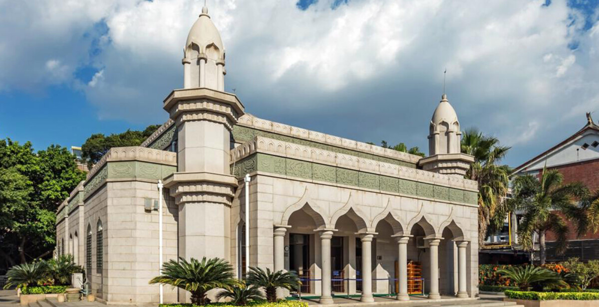 Bandar Quanzhou juga mempunyai Masjid Besar kerana populariti muslim di sini