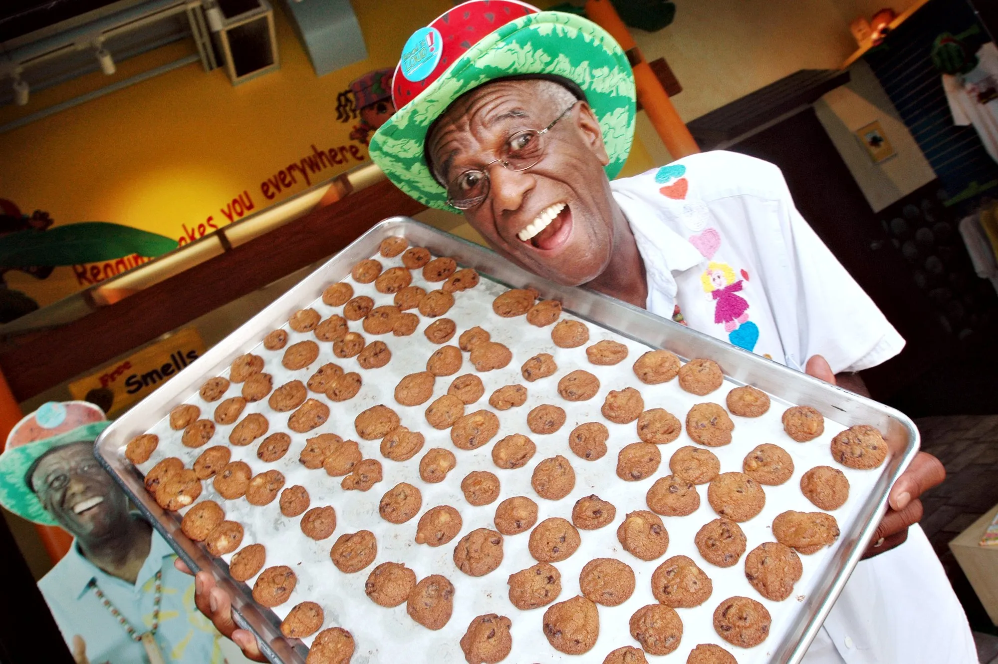 Wally Amos cukup terkenal dengan empayar biskut ciptaannya