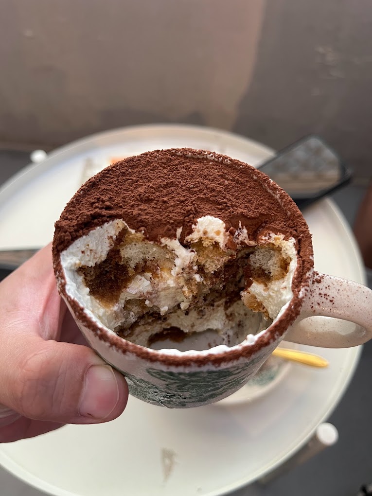 Terasa lebih puas jika makan dalam cawan?