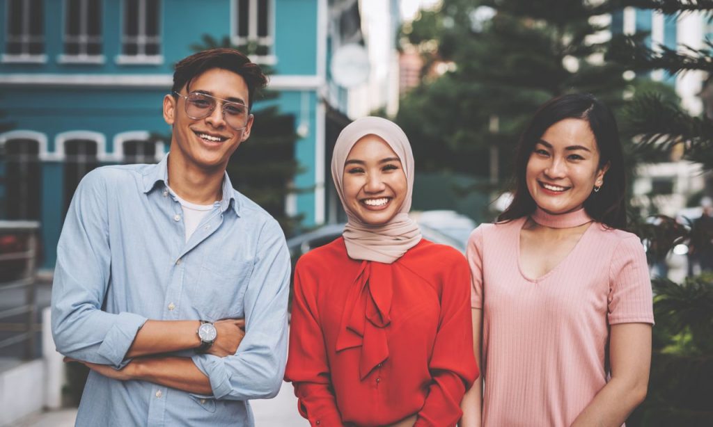 Banyak faktor yang menyukarkan golongan muda untuk menabung