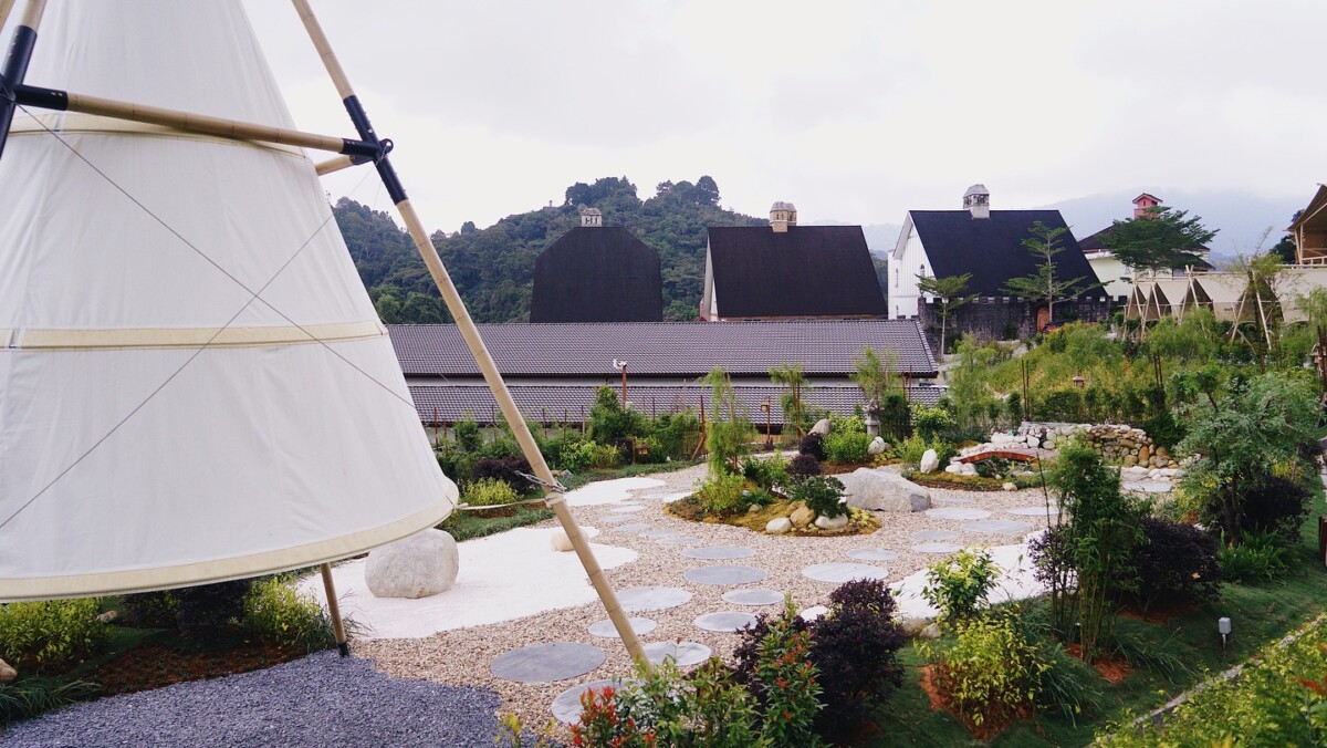 Memang best dapat layan japanese garden macam ni