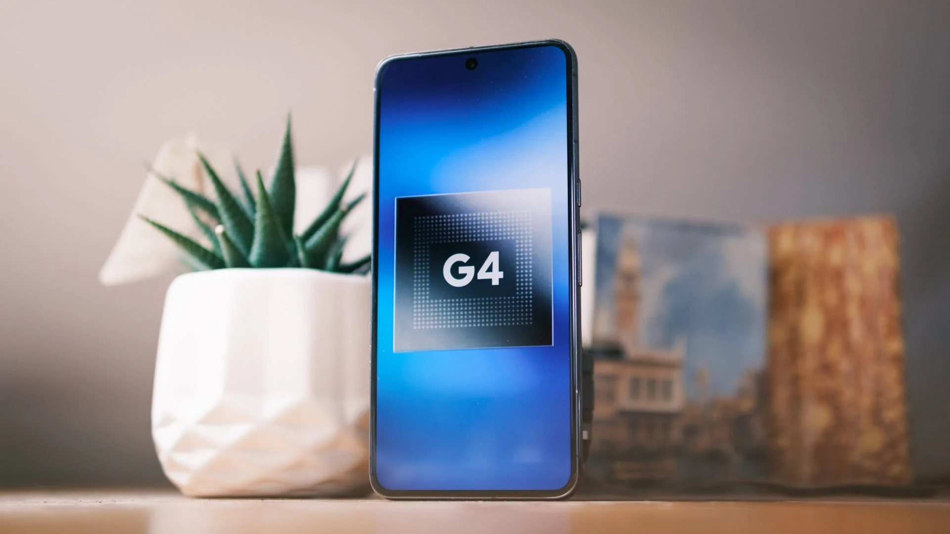 Prestasi dipertingkatkan dengan kehadiran cip pemprosesan lebih berkuasa