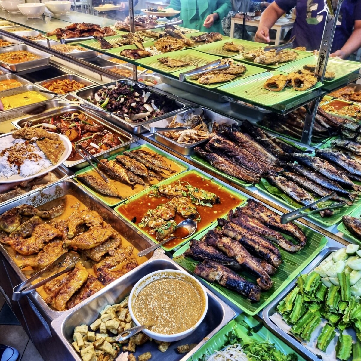 Haa bila di kedai makan nasi campur ialah antara contoh terbaik untuk konsep pertama