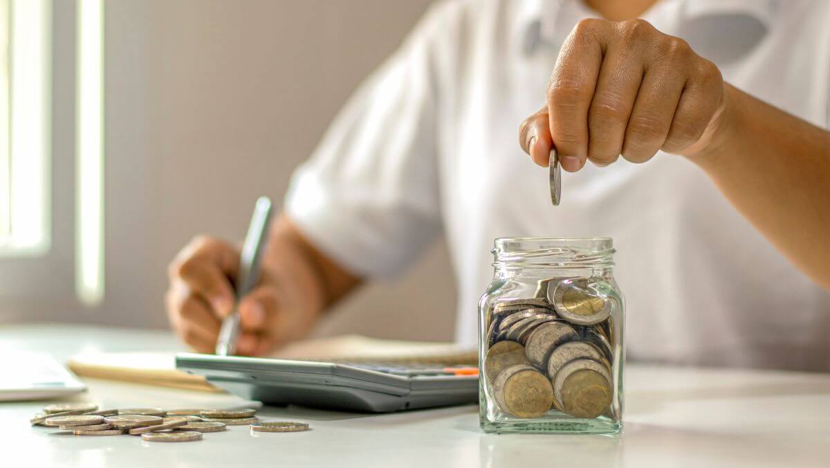 Bagaimana untuk mula menyimpan jika gaji rendah?