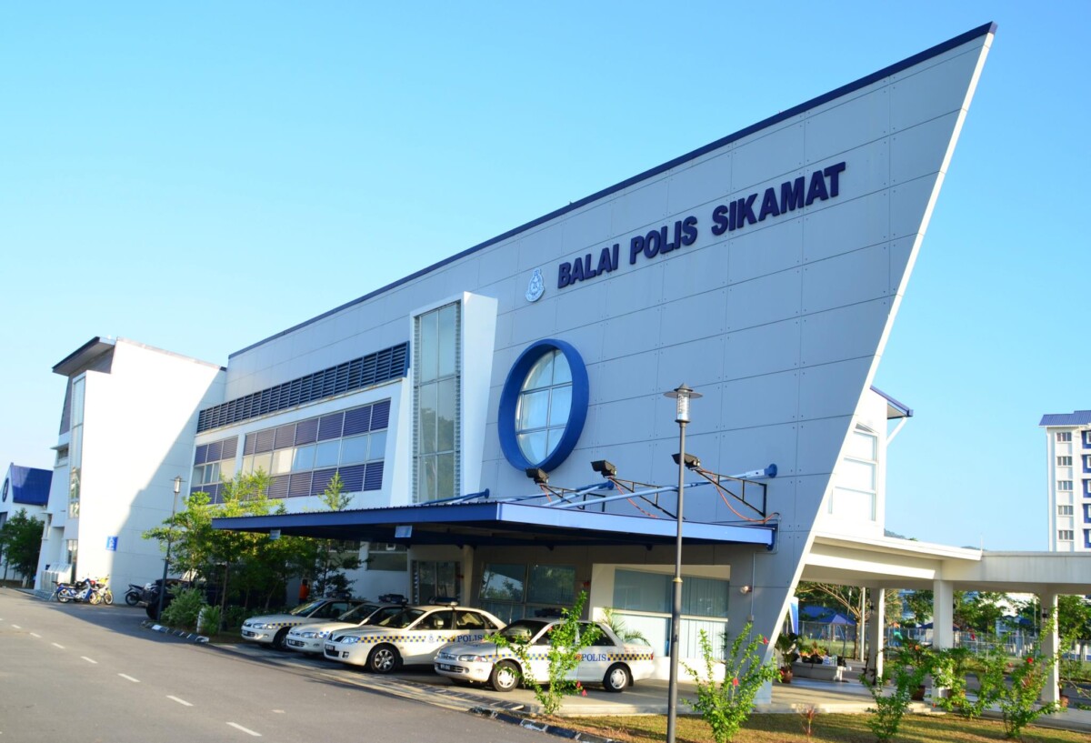 Jangan lupa untuk buat laporan polis di negara pasport anda hilang