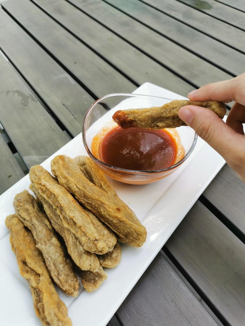 Keropok lekor di sini segar tau! Tak frozen langsung