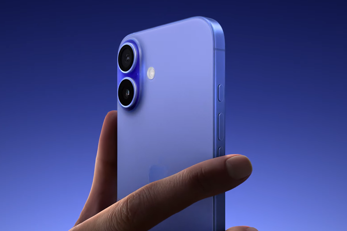 Perubahan paling ketara untuk model 16 ialah kehadiran butang kamera dan cip Apple A18