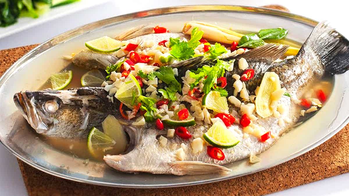 Makanan istimewa seperti Siakap stim limau pun didakwa rasanya biasa