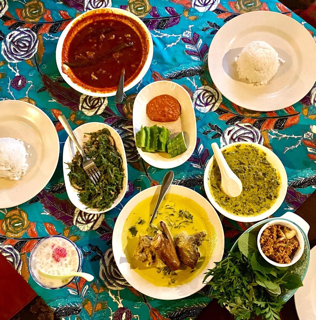 Di sini anda boleh menikmati pelbagai masakan tradisional