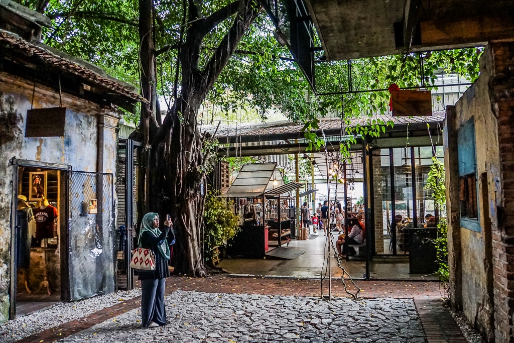 Selain itu, ambil gambar kat sini memang wajib! Cantik betul