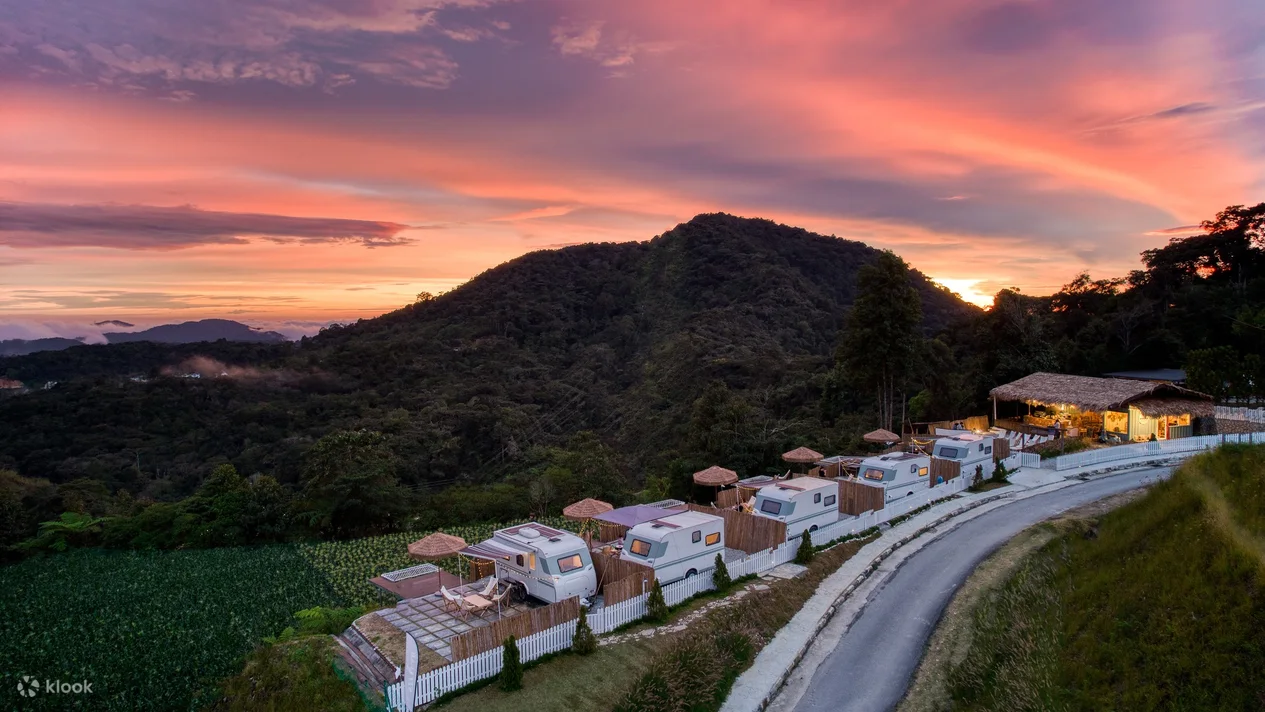 Nak glamping kat sini sambil lihat permandangan pun boleh!