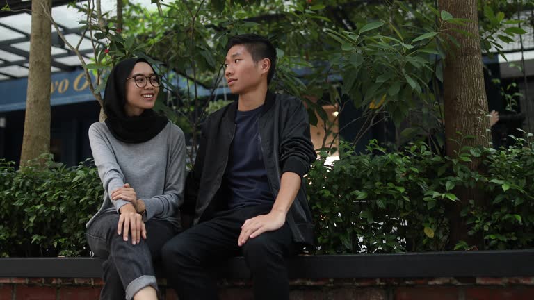 Ikut Tips Ini, Confirm Pasangan Anda Akan Terpikat Dengan Anda!