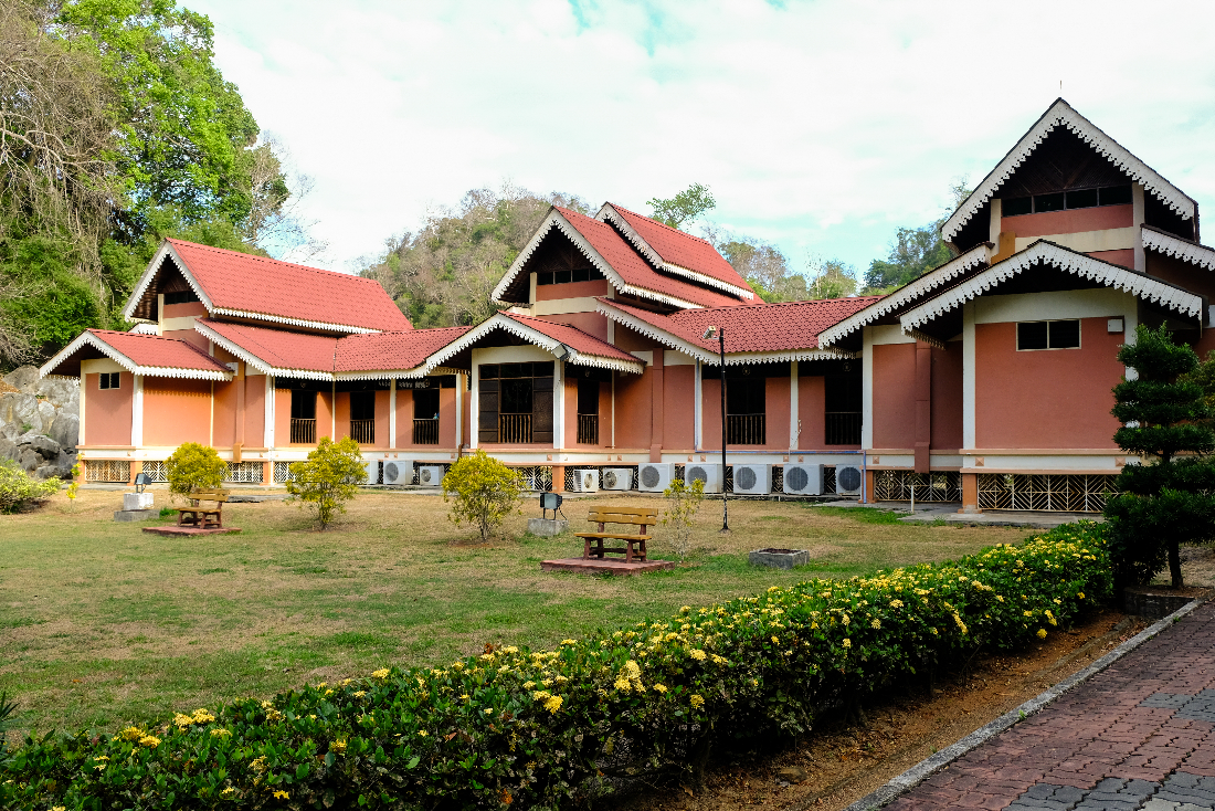 Dibuka sejak 2001, Muzium ini menyimpan pelbagai sejarah tentang Perlis