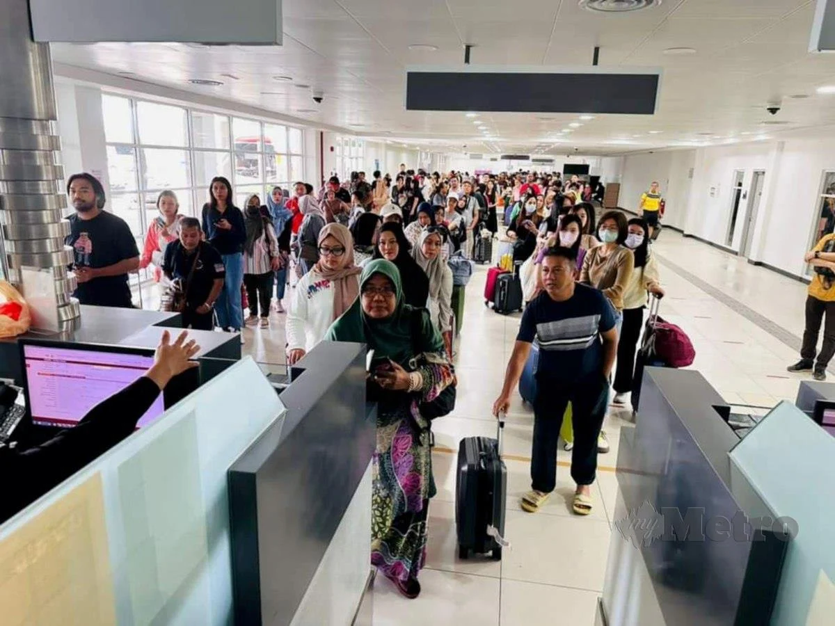 Kita masuk rumah orang, kita perlu patuh undang-undangnya betul?