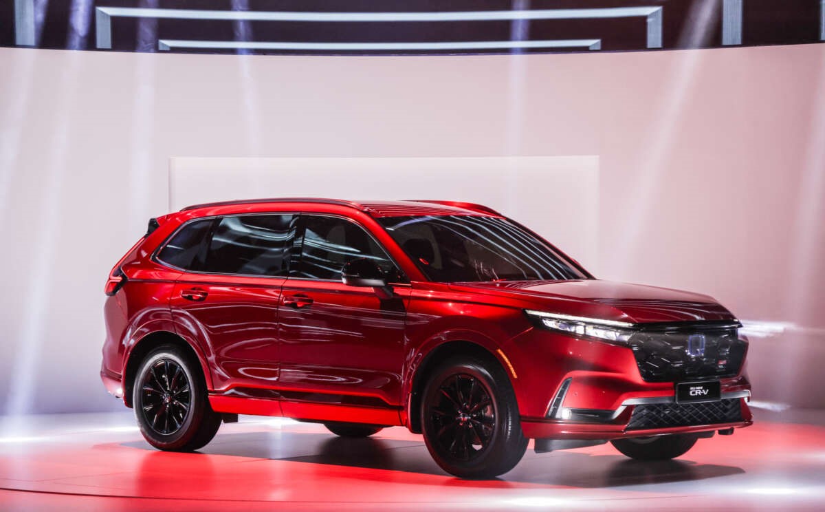 Pasaran SUV yang sengit telah membuahkan pelbagai model menarik contohnya Honda CR V