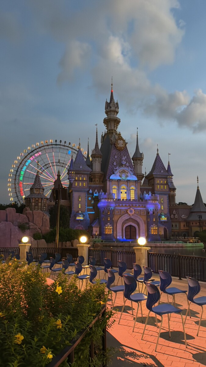 Dah macam Disneyland kan?