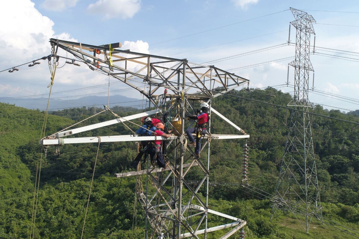Renjatan elektrik sangat berbahaya!
