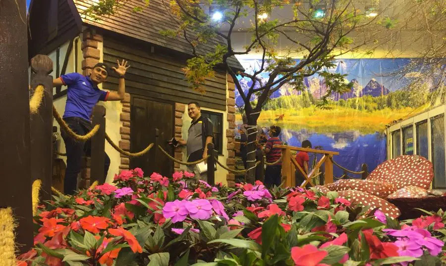 Selain itu, pihak pengurusan berusaha untuk beri gambaran paling tepat mengenai 4 musim berbeza